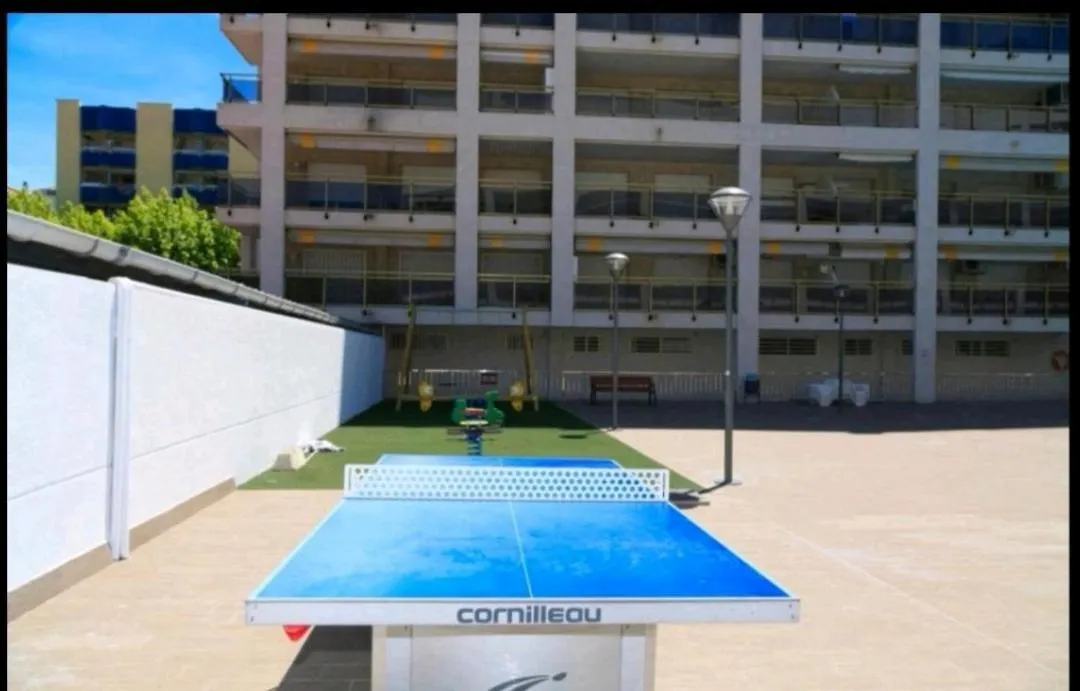 Salou Apt A 300M Playa,Portaventura, Parking, Piscina,Wi-Fi Апартаменты